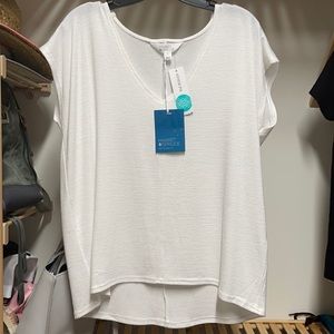 Market & Spruce Tarza V-neck knit top